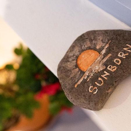 Sunborn Oia Suites מראה חיצוני תמונה