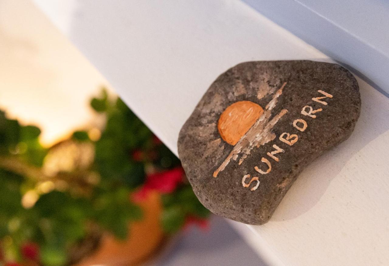 Sunborn Oia Suites מראה חיצוני תמונה