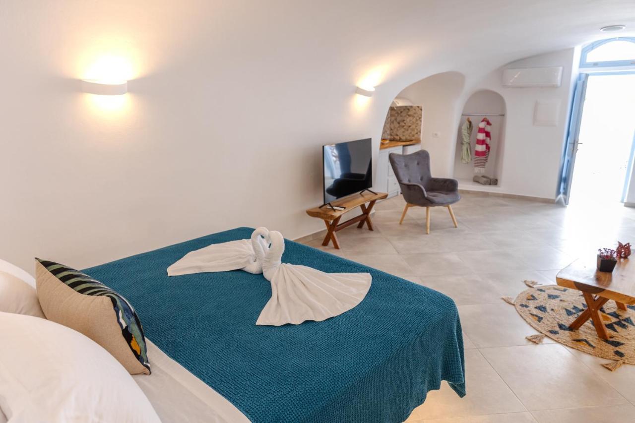 Sunborn Oia Suites מראה חיצוני תמונה